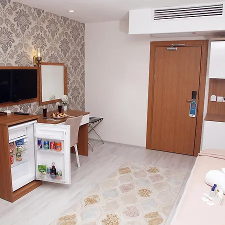 Otel Favorite 3*