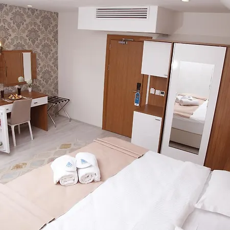 Otel Favorite